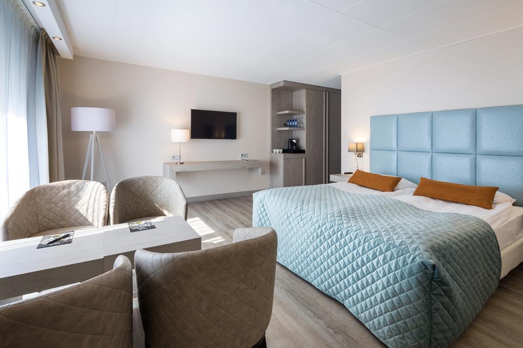 Van Der Valk Hotel Wieringermeer วีริงเงอแวร์ฟ ภายนอก รูปภาพ